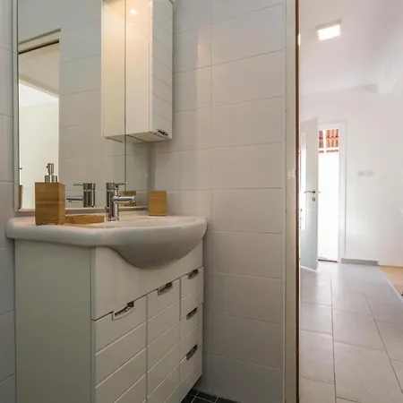 Apartment 1 Bedroom Amazing In